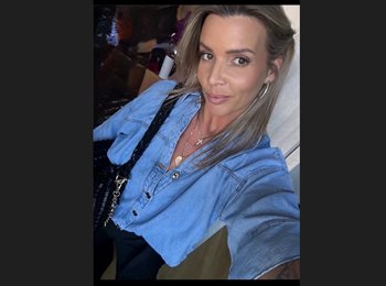 Roomgo UK - Veronika - 44 - Bromley