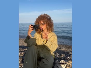 Roomgo UK - Lydia Mahboub - 24 - Barbican