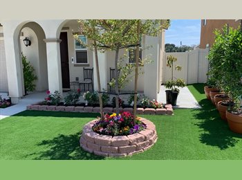 Roomgo US - Seeking a roommate for a recently built, contemporary home., Paradise Hills - $1,250 pm