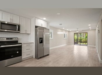 Roomgo US - . This fully renovated property boasts two spacious bedrooms, Cypress Lake - $800 pm