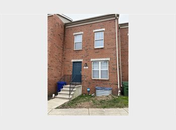 Roomgo US - 306 N Fremont Ave $700 (Shared Bath), Lexington Terrace - $700 pm