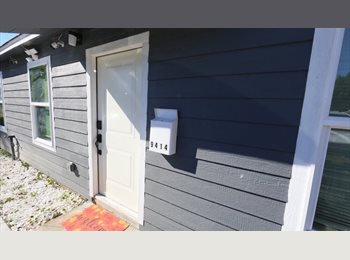 Roomgo US - Furnished room and home for rent, South Acres/Crestmont Park - $700 pm