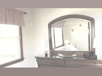 Roomgo US - Furnished Room with Home to Share, Hardyston Township - $560 pm
