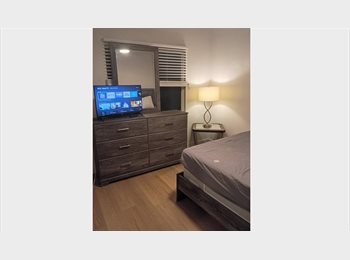Roomgo US - PRIVATE ROOM FULLY FURNISHED BRAND NEW QUEEN SIZE BEDROOM SET $700  $200 DEP AVAILABLE NOW, South Park - $700 pm