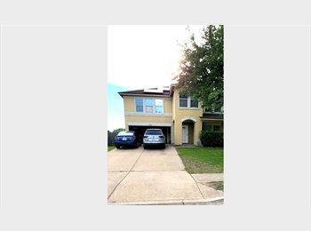 Roomgo US - Large room for rent  in my home in Round Rock, TX, Windemere - $1,100 pm