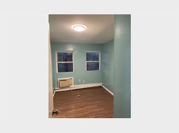 Roomgo US - Luxury Room for Rent – Jamaica, Queens – $995/month (No Broker Fee), St. Albans - $995 pm