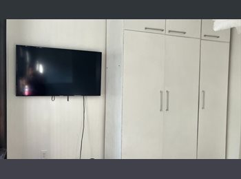 Roomgo US - $1,790 / 1br - Upper East Side One Private bedroom in a 2-bedroom for rent No fee. (Upper East Side), Lenox Hill - $1,790 pm