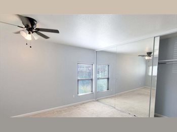 Roomgo US - Large Room for Rent in Escondido Condo, Escondido - $1,150 pm