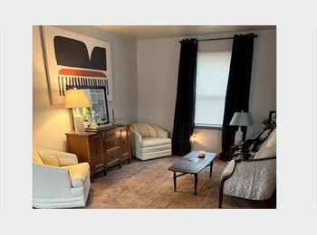 Roomgo US - 313 Bungalow, Krainz Woods - $600 pm