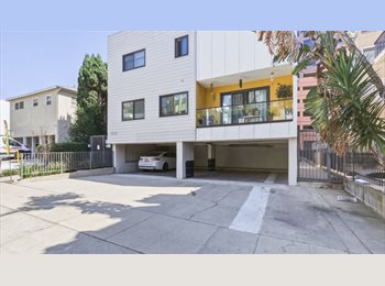 Roomgo US - Live Comfortably in This Stunning House, Brentwood - $1,000 pm