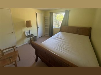 Roomgo US - Private room for rent, Burke - $800 pm