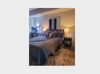 Roomgo US - Beautiful Cozy and sunny fully furnished room available for rent, Lincoln Square - $1,100 pm