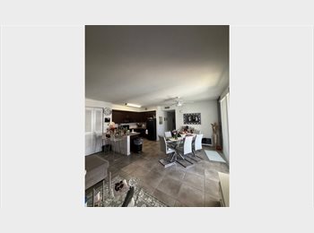 Roomgo US - In the heart of brickell Miami, Brickell - $1,600 pm