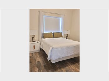 Roomgo US - Private Room In House Near Miami Airport, Brownsville - $1,000 pm