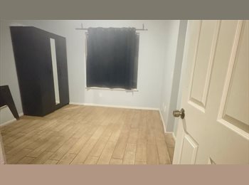 Roomgo US - Marcela, Palmdale - $650 pm
