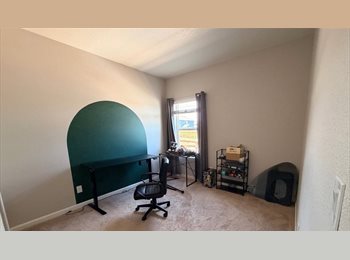 Roomgo US - IN SEARCH OF ROOMMATE, Green Valley Ranch - $1,100 pm
