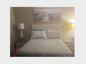Roomgo US - Quiet HOA neighbood, Ocala - $800 pm