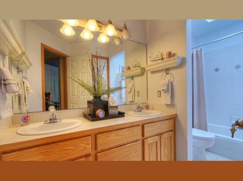 Roomgo US - Quiet and safe private room, Paine Field-Lake Stickney - $800 pm