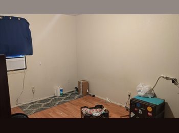 Roomgo US - In Need of a Roomie, Tigard - $900 pm