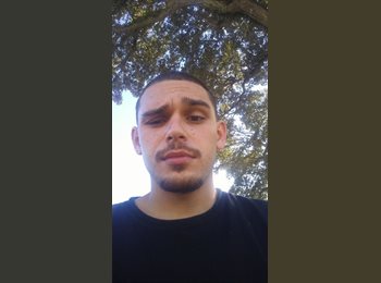 Roomgo US - Michael - 23 - Fort Lauderdale