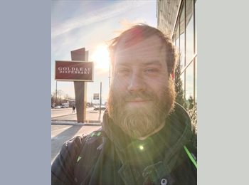 Roomgo US - Andrew - 32 - Annapolis