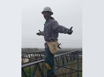 Roomgo US - Willie - 62 - Little Elm