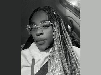 Roomgo US - Janika - 40 - Atlanta