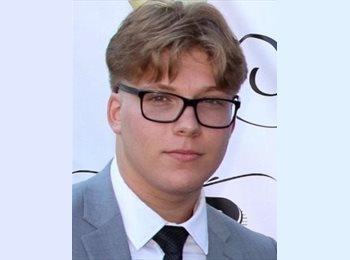 Roomgo US - Benjamin - 22 - Eden Prairie