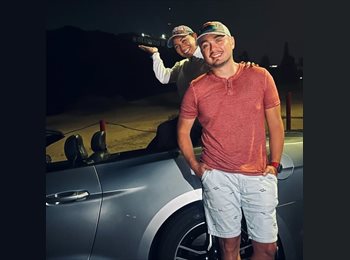 Roomgo US - Leonel - 41 - West New York