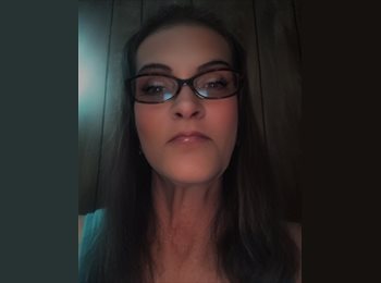 Roomgo US - Diane  - 68 - Armory Park