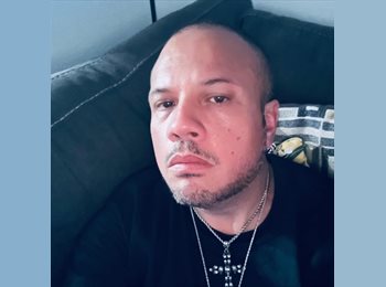 Roomgo US - Robert - 45 - Orlando