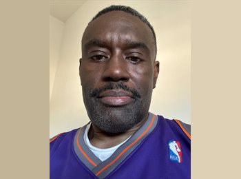 Roomgo US - Darryll - 57 - West Covina