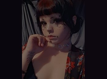 Roomgo US - Chloe - 19 - Martinsburg
