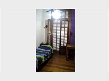 Roomgo AR - Habitación a la calle con balón en Caballito., Buenos Aires - AR$ 450.000 pm