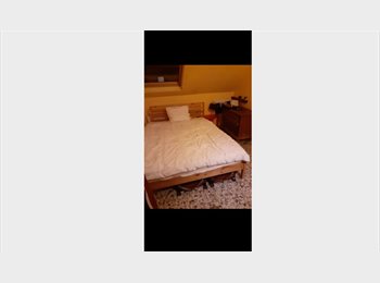 Appartager BE - Colocation Sympa au Cœur de St Giĺles libre le 1er septembre, Saint Gilles Sint Gillis - 550 € pm