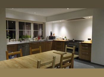 Appartager BE - Belle chambre dans Villa full équipée, Drogenbos - 500 € pm