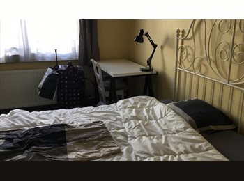Appartager BE - Une chambre pour étudiants, Forest-Vorst - 650 € pm
