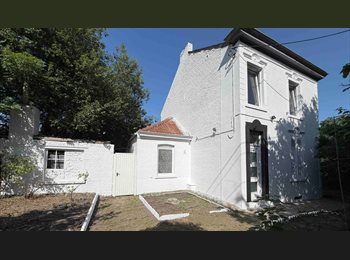 Appartager BE -  Chambre à louer en colocation à Roux, Courcelles - 500 € pm