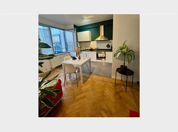 Appartager BE - 2 BEDROOMS APARTMENT AVAILABLE IN LOUISE, Saint Gilles Sint Gillis - 780 € pm