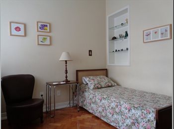 Roomgo BR - Quarto muito confortável na Zona Sul (Flamengo), Flamengo - R$ 2.000 Por mês