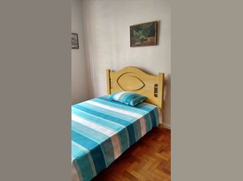 Roomgo BR - Quarto amplo no Flamengo, Flamengo - R$ 1.300 Por mês