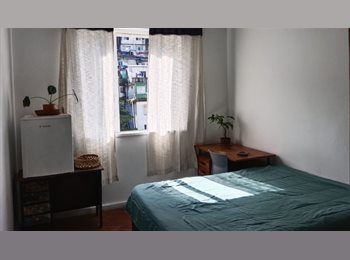 Roomgo BR - Quarto Individual Apt. Copacabana, Ipanema - R$ 1.900 Por mês
