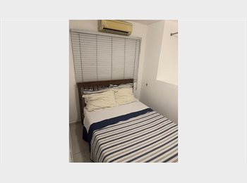Roomgo BR - IMPERDIVEL QUARTO COM BANHEIRO PRIVATIVO, Humaitá - R$ 1.800 Por mês