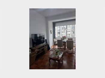 Roomgo BR - Aluguel de quarto - Posto 4, Copacabana - R$ 2.500 Por mês