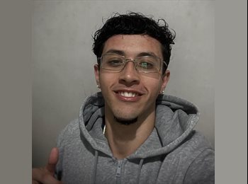Roomgo BR - Khristopher - 21 - Carapicuíba