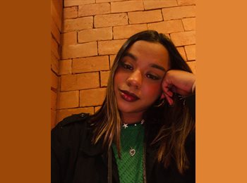 Roomgo BR - Layra Fernandes  - 21 - Botafogo