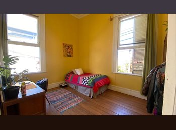CompartoDepto CL - Se arrienda habitación mensual en Cerro Alegre, Valparaíso - CH$230.000 por mes