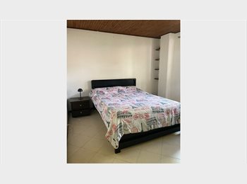 CompartoApto CO - Habitacion Doble con BAÑO PRIVADO.Envigado Antioquia.Loma El Escobero., Envigado - COP$ 1.380.000 por mes