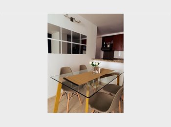 CompartoApto CO - Cómoda habitación amoblada en Ciudad del Río, Medellín - COP$ 1.370.000 por mes