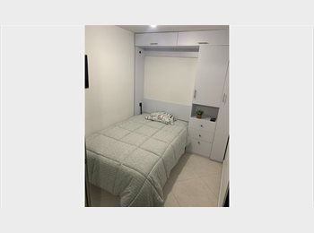 CompartoApto CO - Habitacion amoblada con Balcon privado, a una cuadra del metro, Bello - COP$ 780.000 por mes